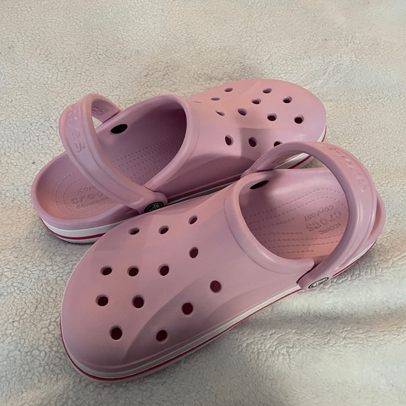 CROCS Light Pink Size 9 - Picture 6 of 7
